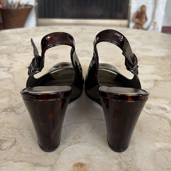Stuart Weitzman Tortoise Shell Patent Leather Peep Toe Wedge Slingback Heels - Picture 7 of 13
